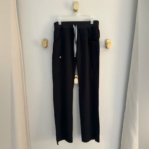 Figs Kade Cargo Scrub Pants - Black - Size Small/Tall